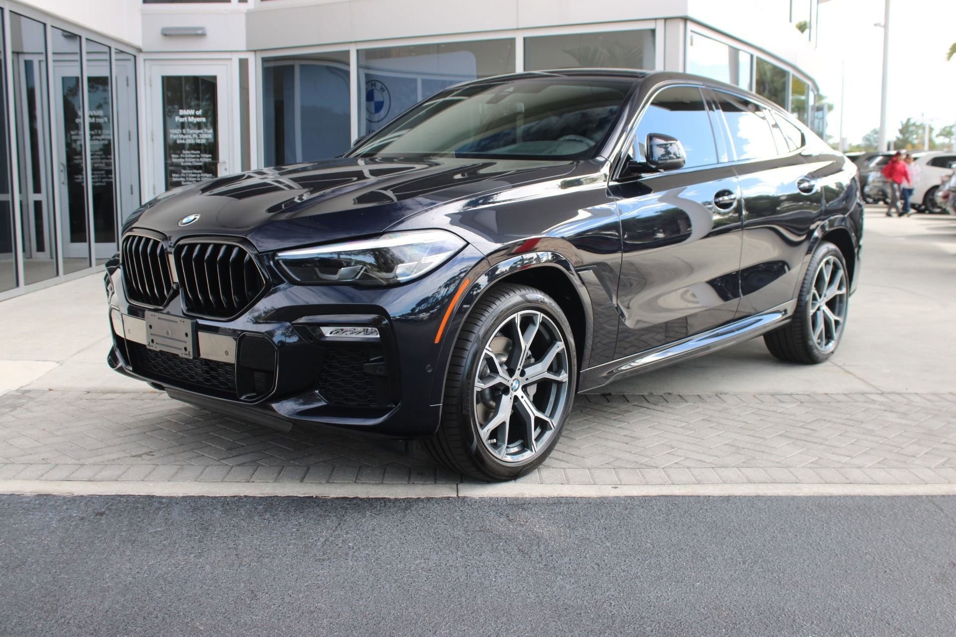 2020 BMW X6 40i's photo