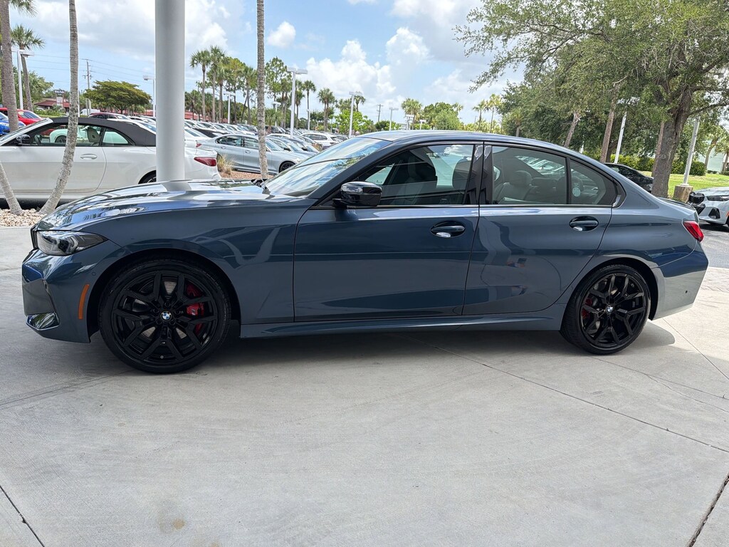 New 2026 BMW 330i Sedan