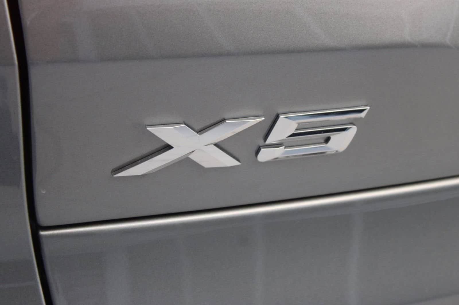 2026 BMW X5 50e - Photo 22