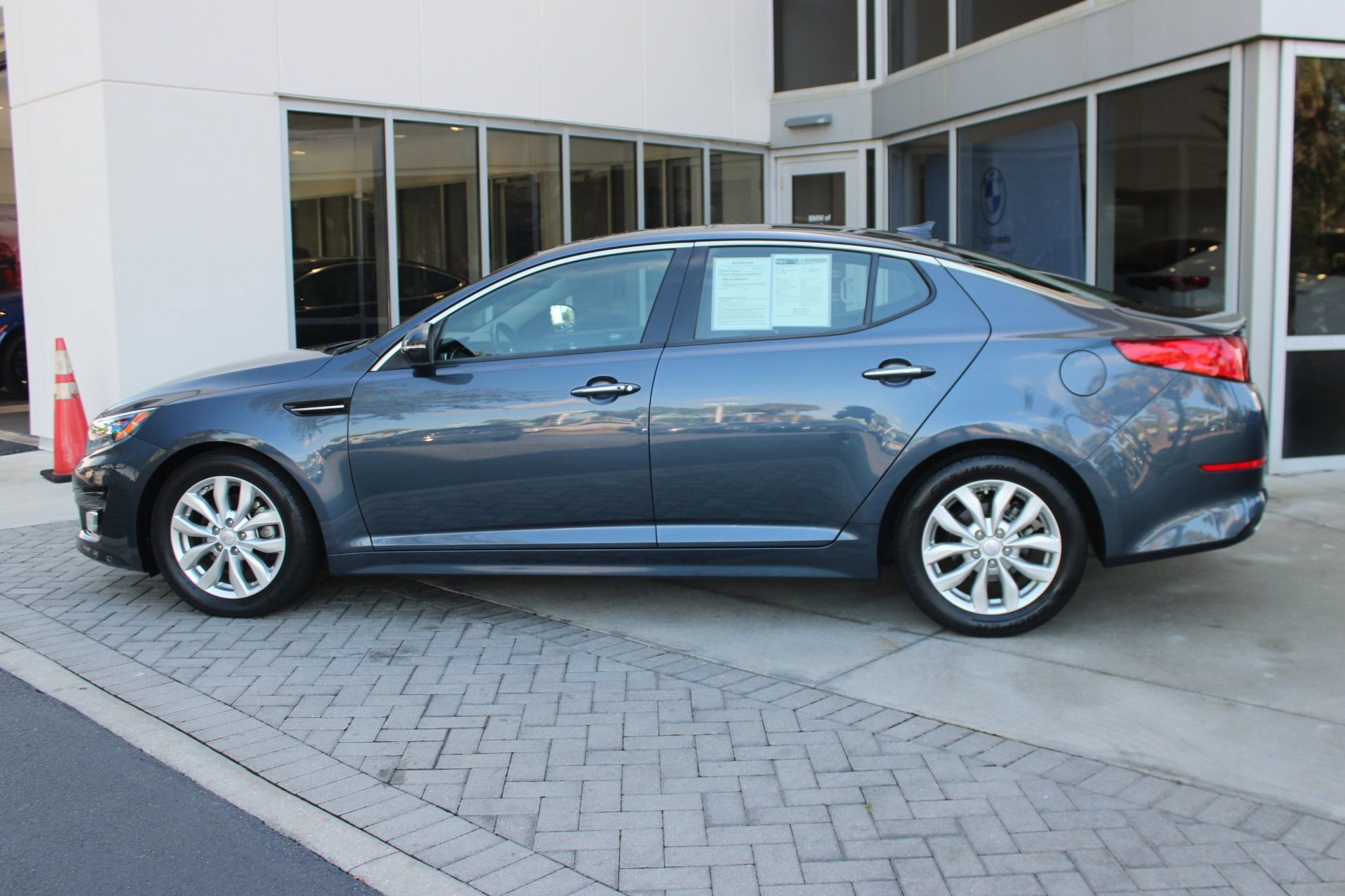 2015 Kia Optima EX photo 2