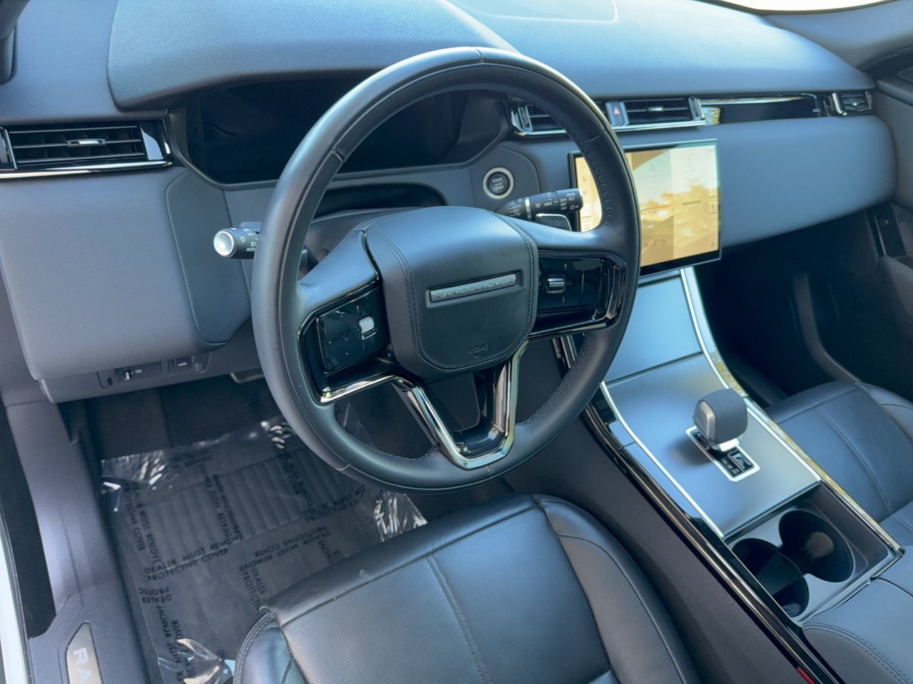 Used 2024 Land Rover Range Rover Velar P250 Dynamic SE SUV