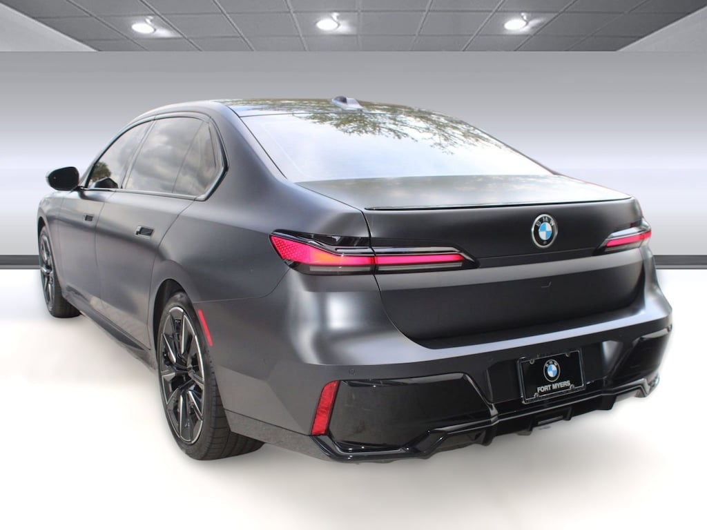 Used 2023 BMW 740i Sedan