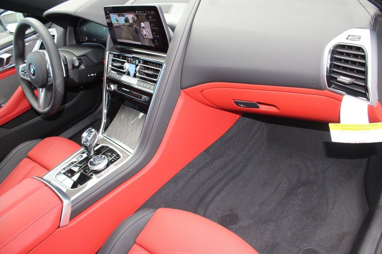 2026 BMW 8 Series 840i - Photo 33