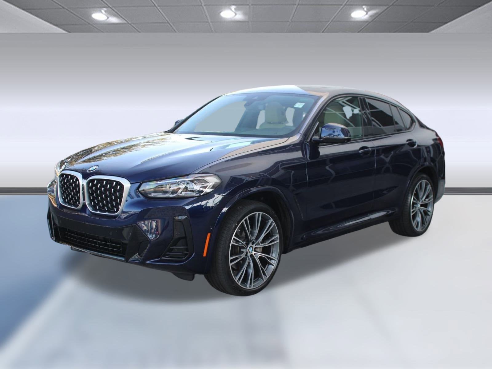 2023 BMW X4 30i's photo