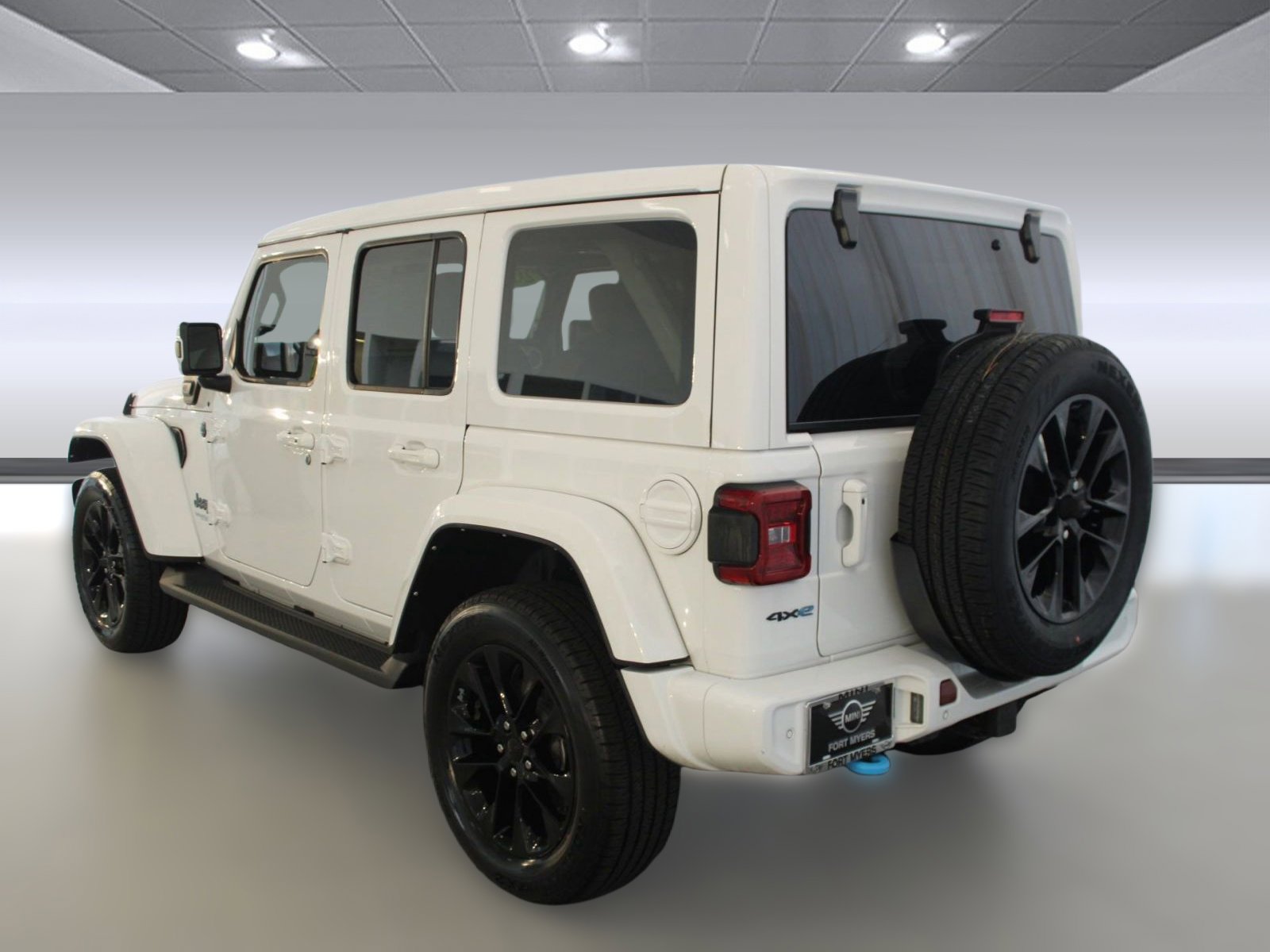 2021 Jeep Wrangler 4xe Sahara High Altitude photo 3