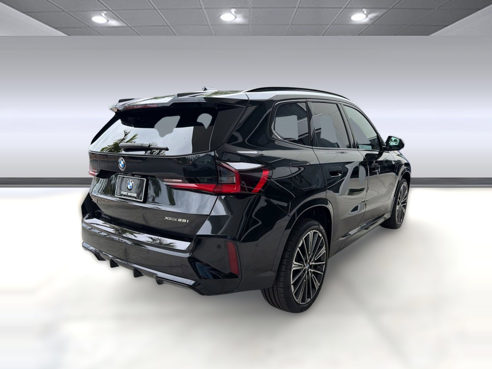 2025 BMW X1 28i - Photo 9