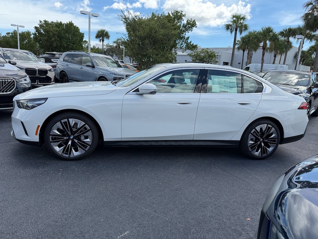 New 2027 BMW 530i xDrive Sedan