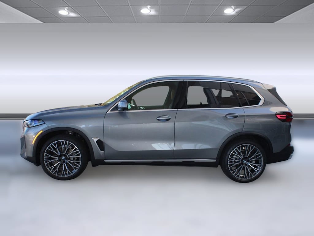 New 2026 BMW X5 sDrive40i SUV