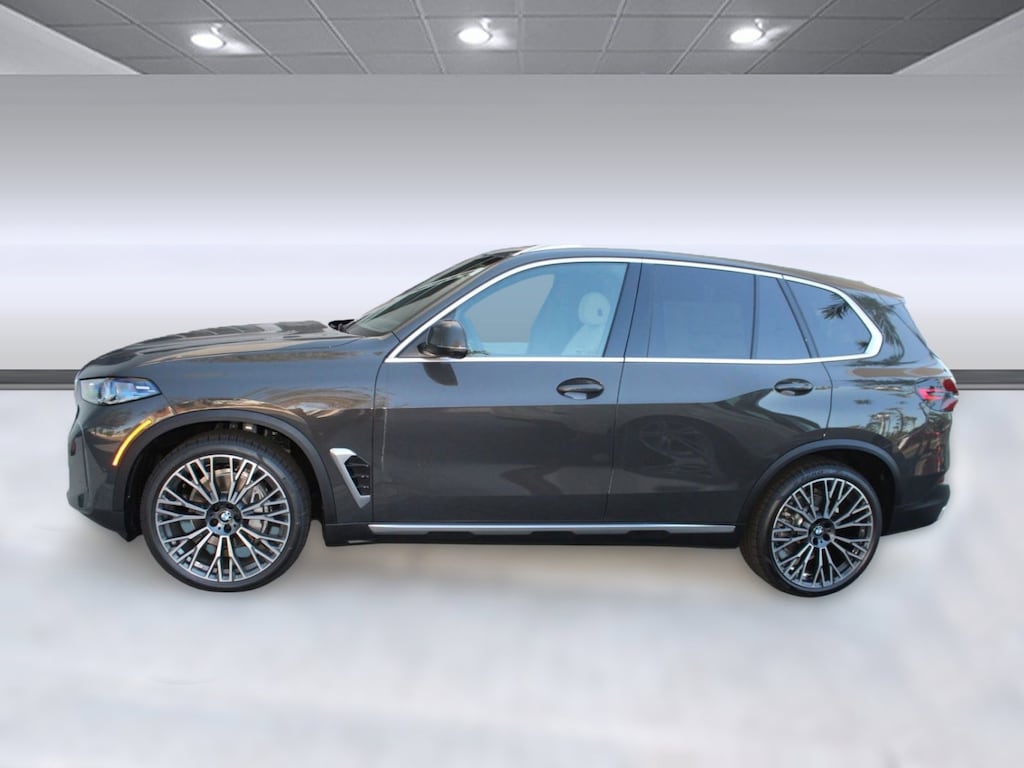 New 2026 BMW X5 sDrive40i SUV