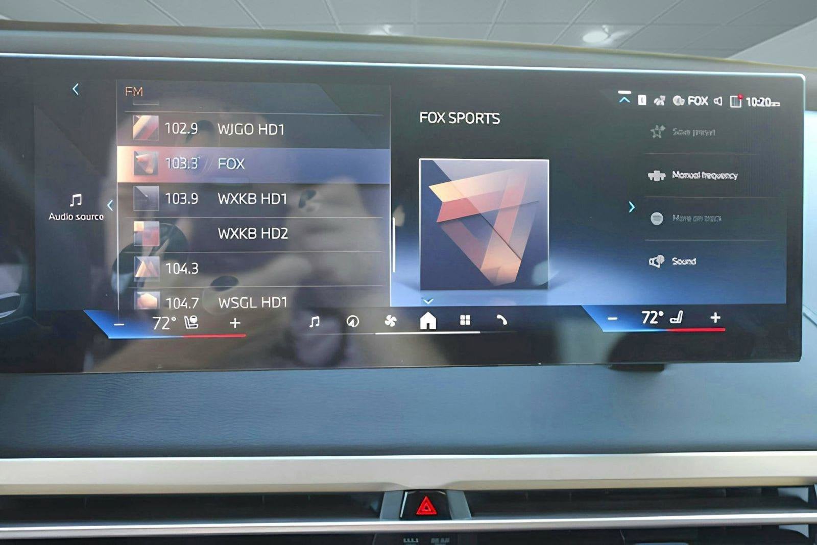 2026 BMW iX 60 - Photo 25