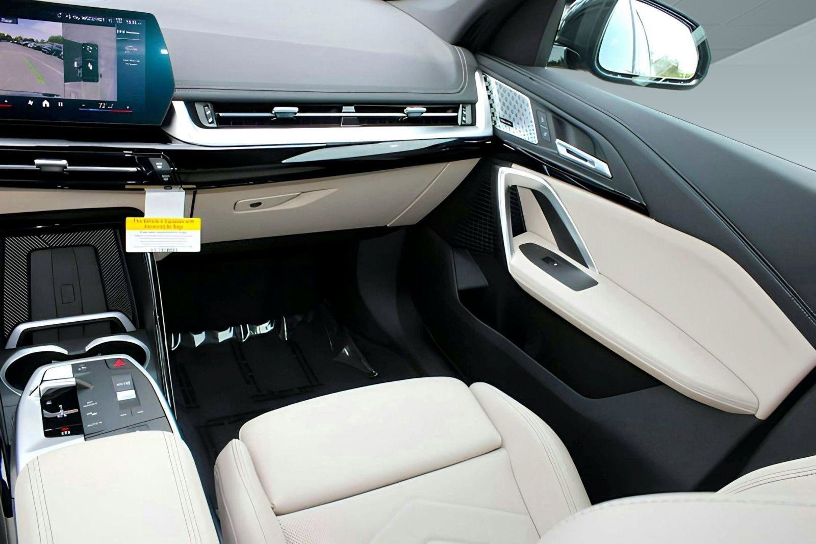 2025 BMW X1 28i - Photo 30