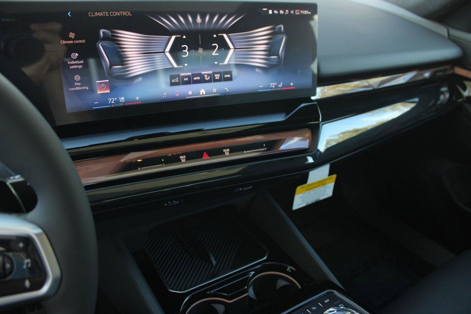 2026 BMW 5 Series 530i - Photo 20