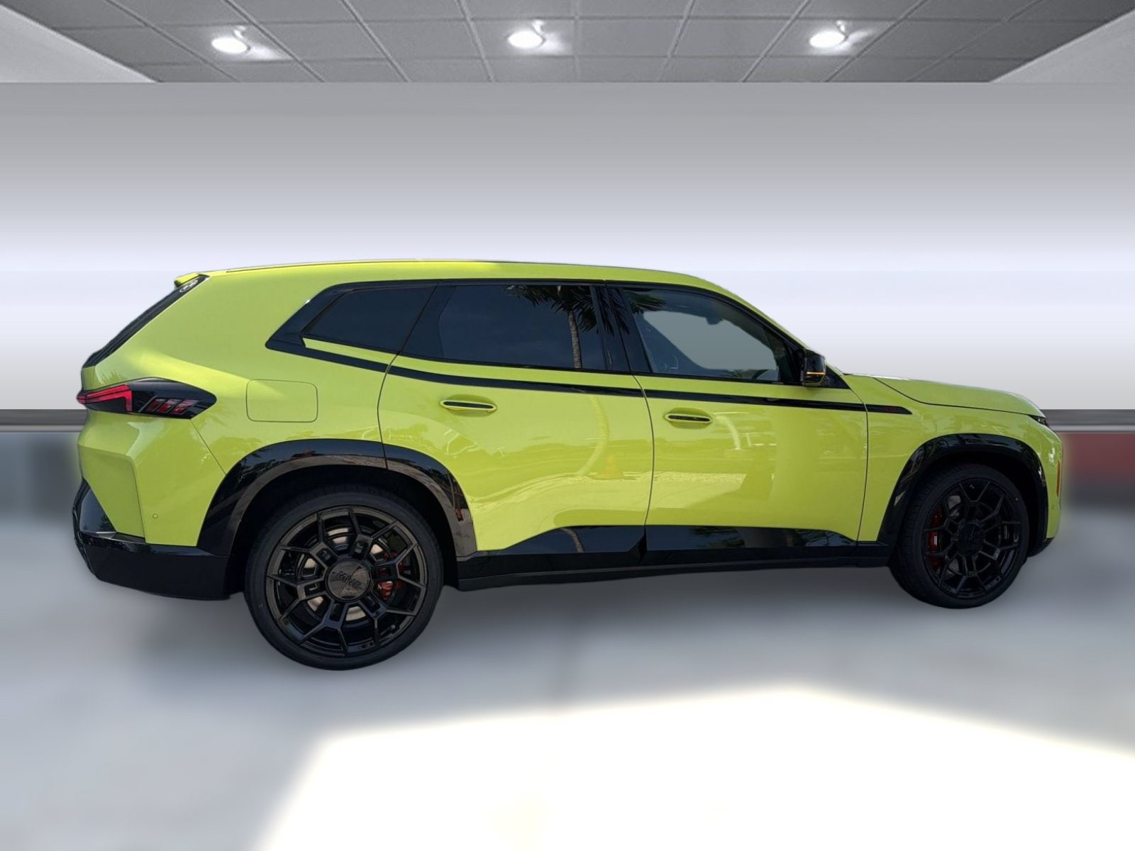XM Label SUV
