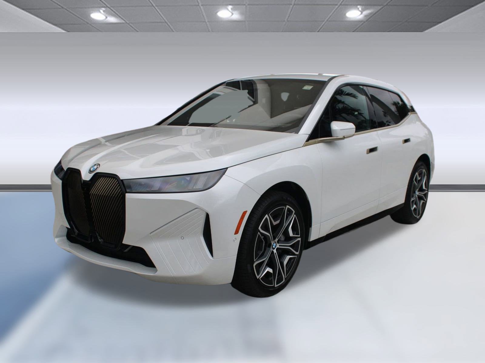 2026 BMW iX 45's photo