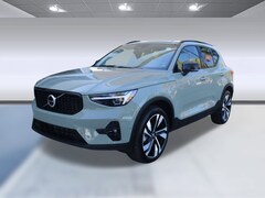 Used 2024 Volvo XC40 B5 Ultimate Dark SUV for sale in Fort Myers