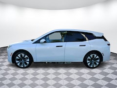 2026 BMW iX xDrive60 SUV