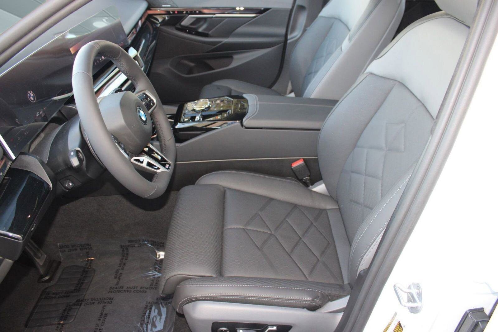 2026 BMW 5 Series 530i - Photo 5