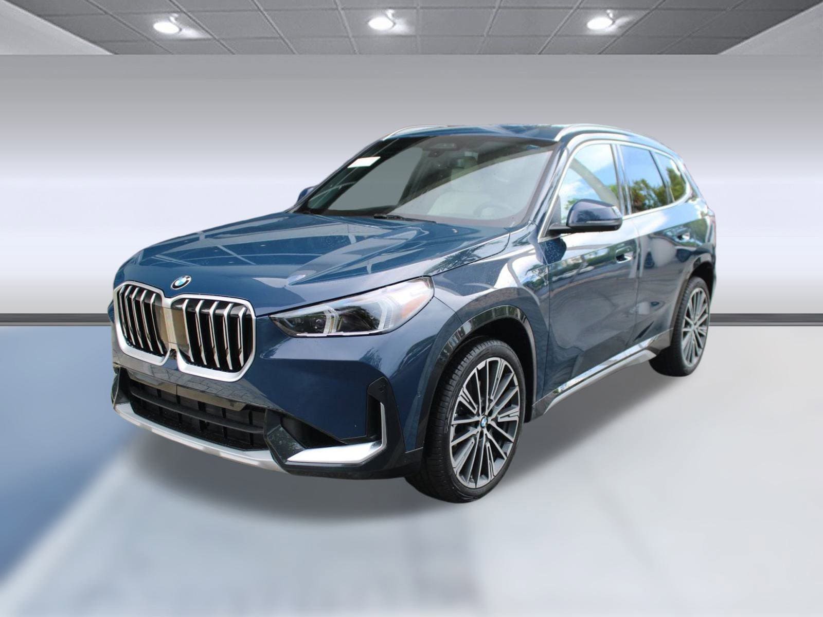 2026 BMW X1 28i