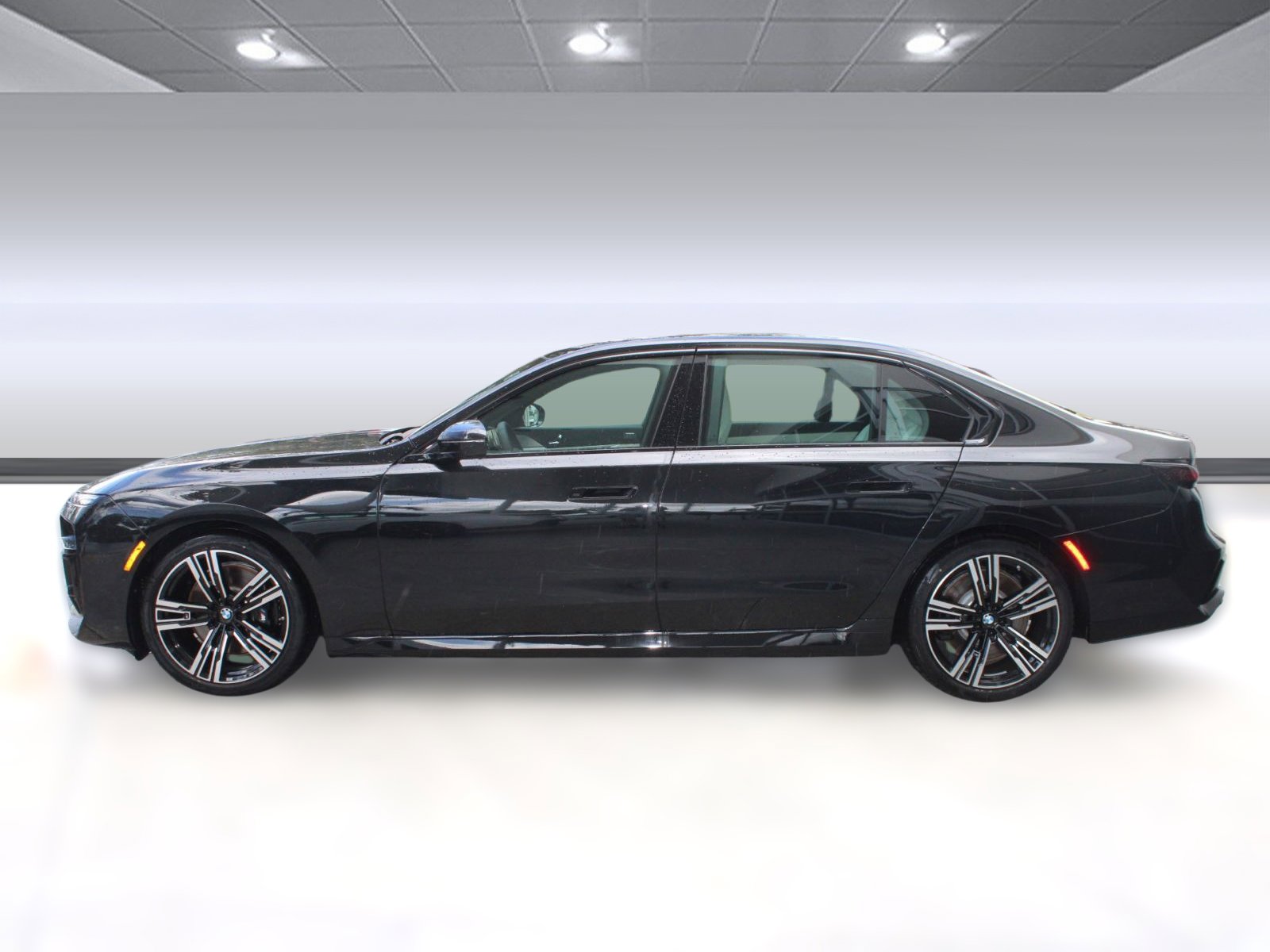 2025 Bmw 760i xDrive photo 2