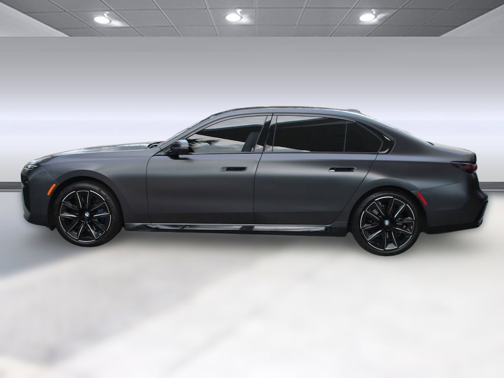 Used 2023 BMW 740i Sedan