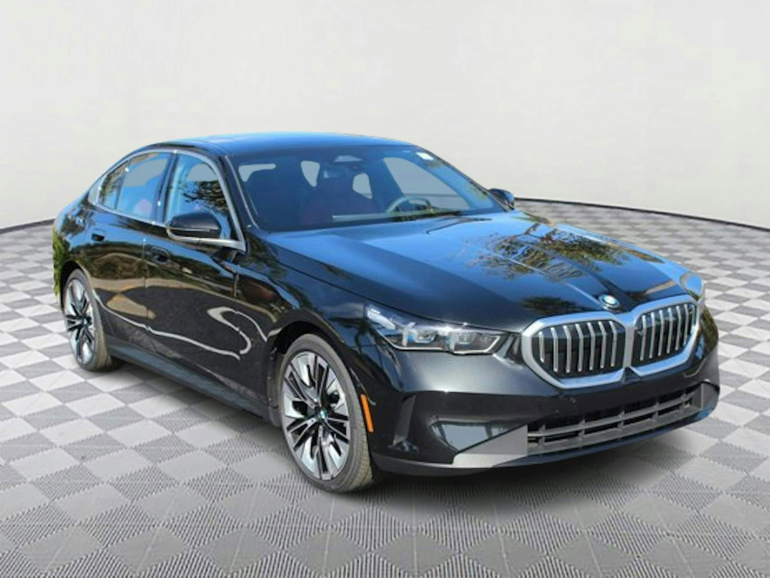 Used 2025 BMW 5 Series 530i with VIN WBA43FJ0XSCT48431 for sale in Fort Myers, FL