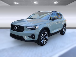 Used 2024 Volvo XC40 B5 Ultimate Dark SUV for sale in Fort Myers, FL