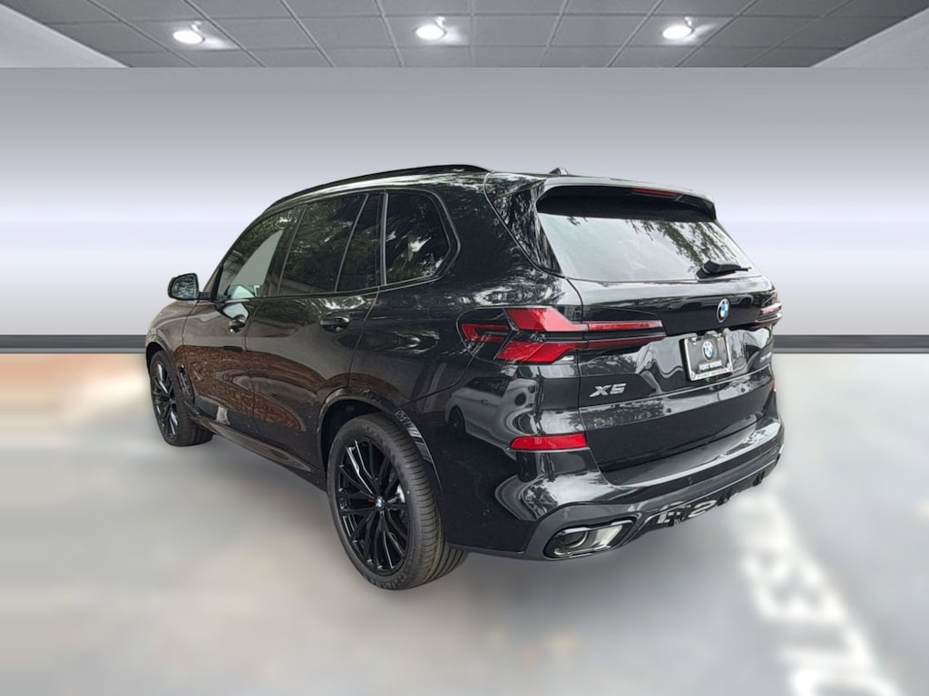 New 2026 BMW X5 sDrive40i SUV