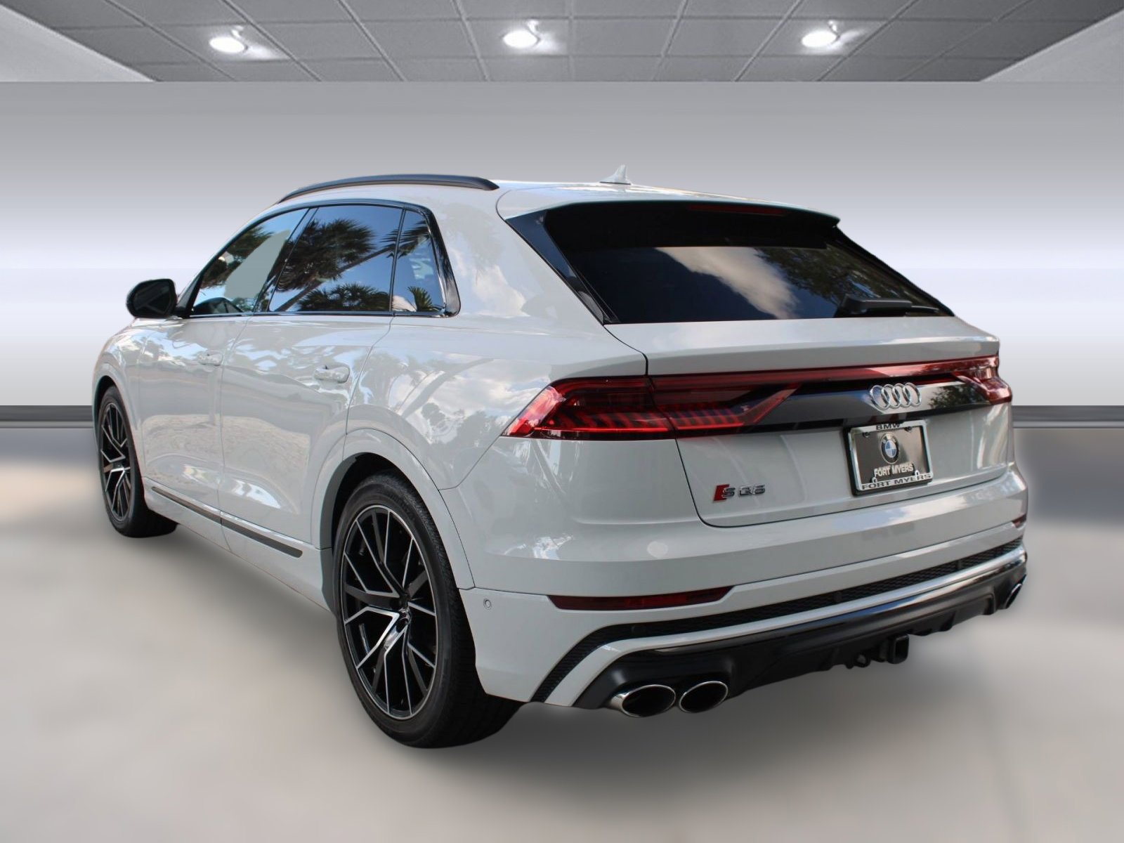 2021 Audi SQ8 Premium Plus photo 3