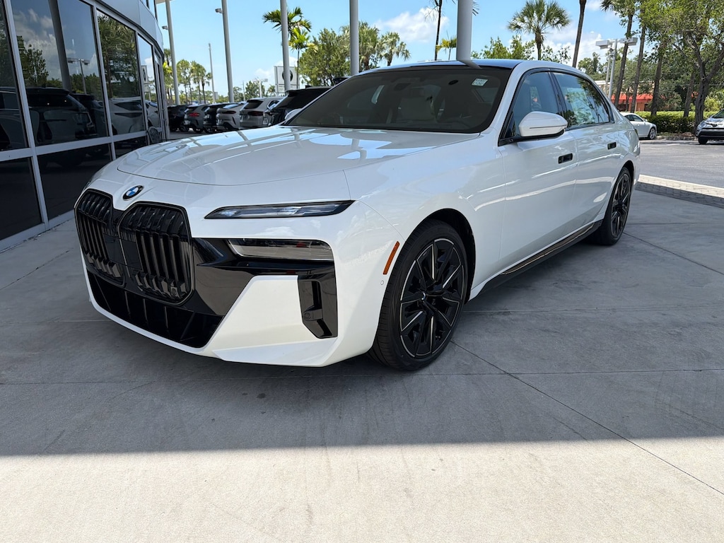 New 2026 BMW 740i Sedan