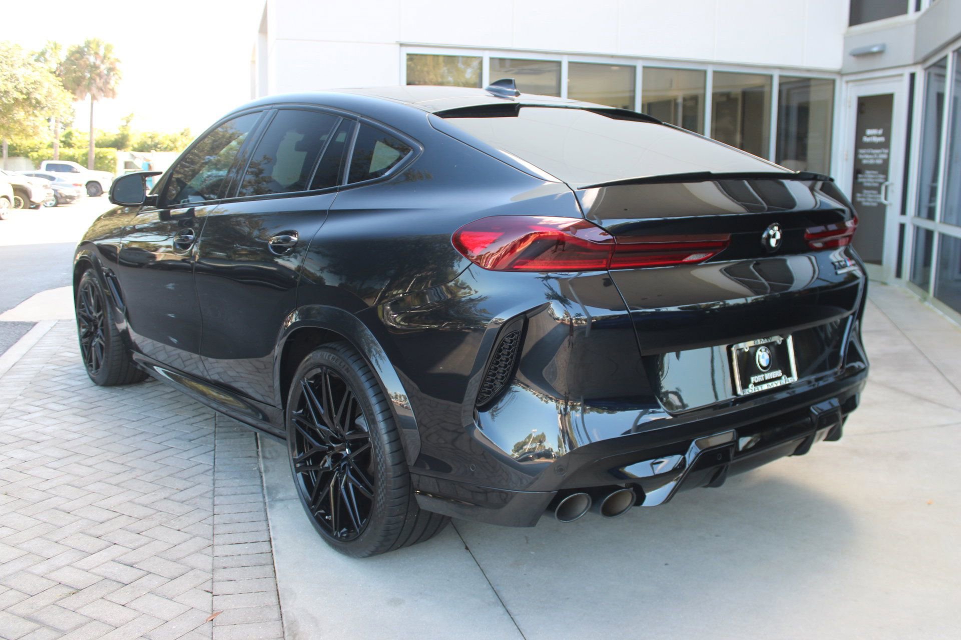 2021 Bmw X6 M photo 3