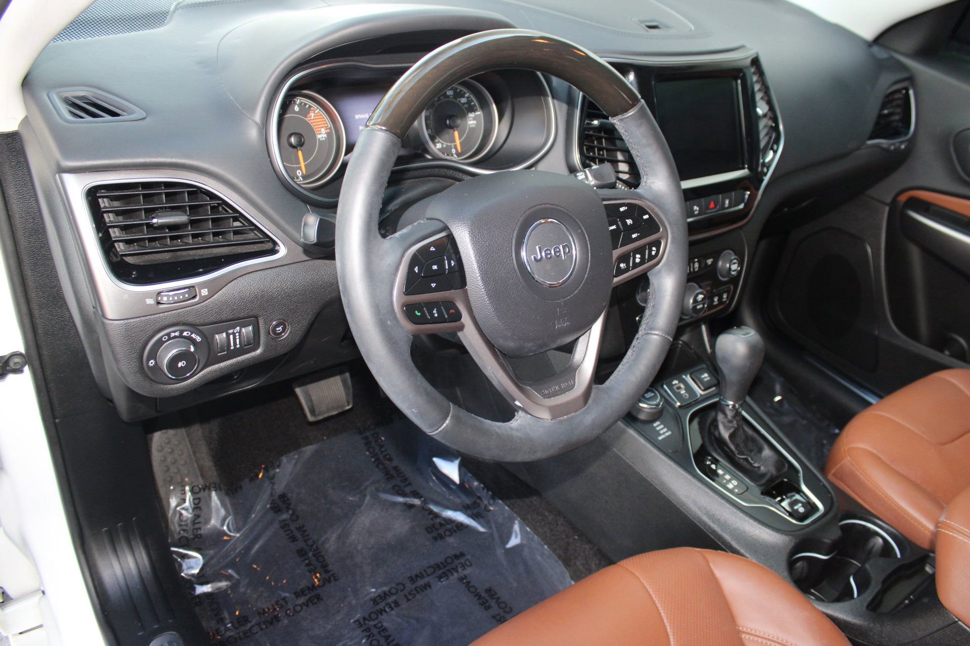 2019 Jeep Cherokee Overland photo 4