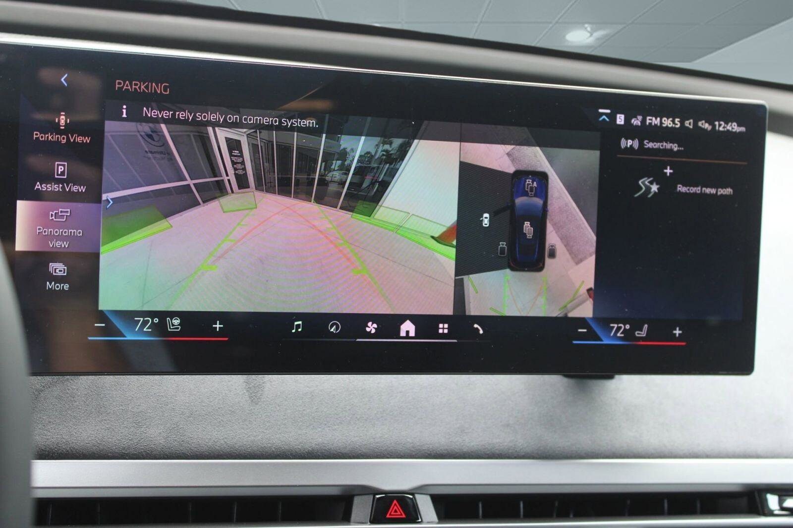 2026 BMW iX 45 - Photo 25