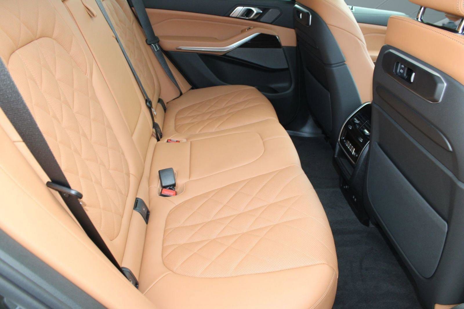 2026 BMW X5 50e - Photo 33