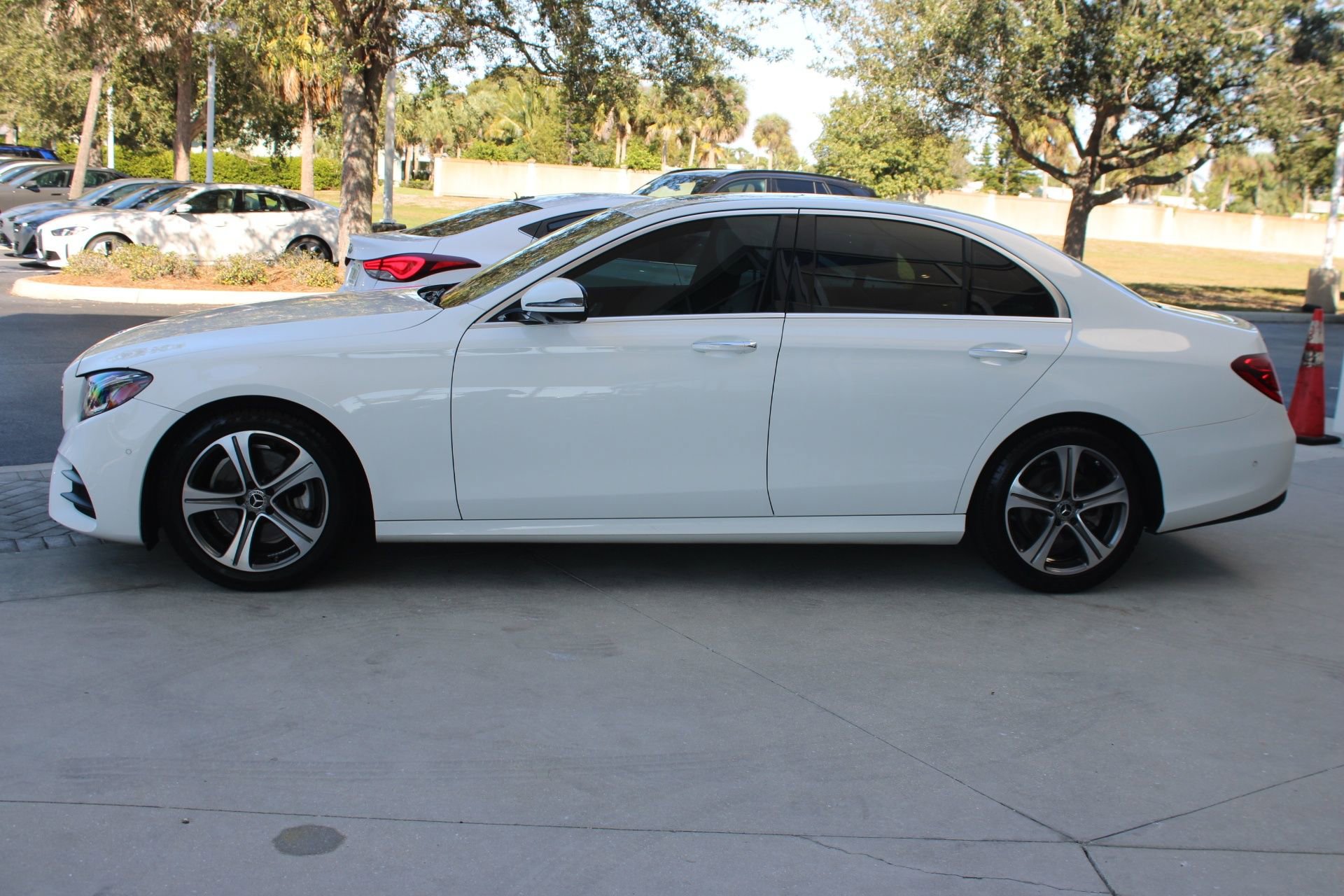 2019 Mercedes Benz E 300 Sedan photo 2