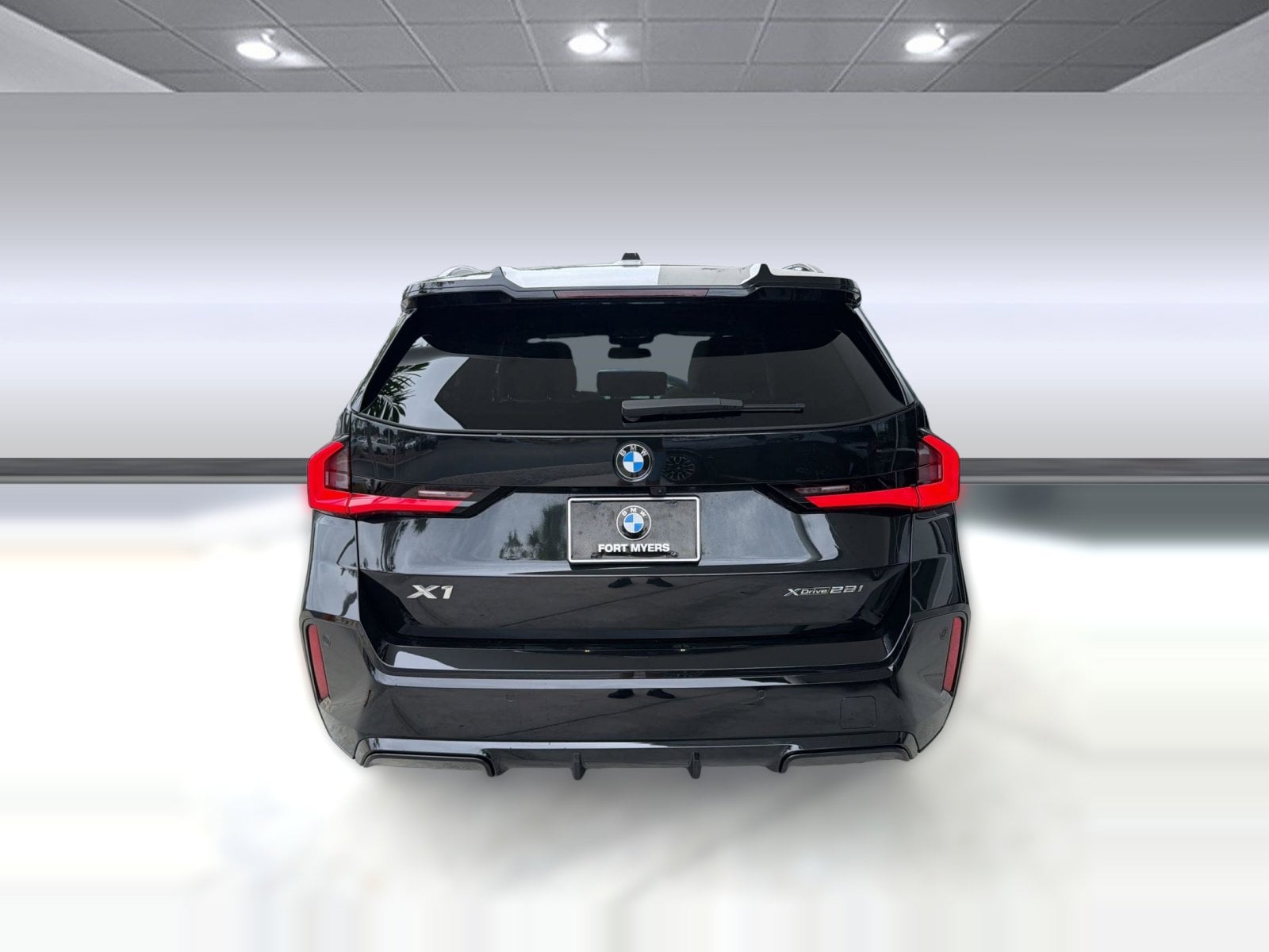 2025 BMW X1 28i - Photo 10
