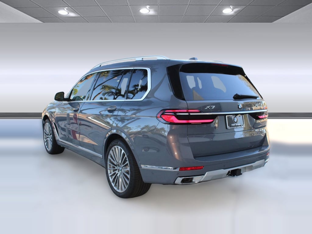 New 2026 BMW X7 xDrive40i SUV