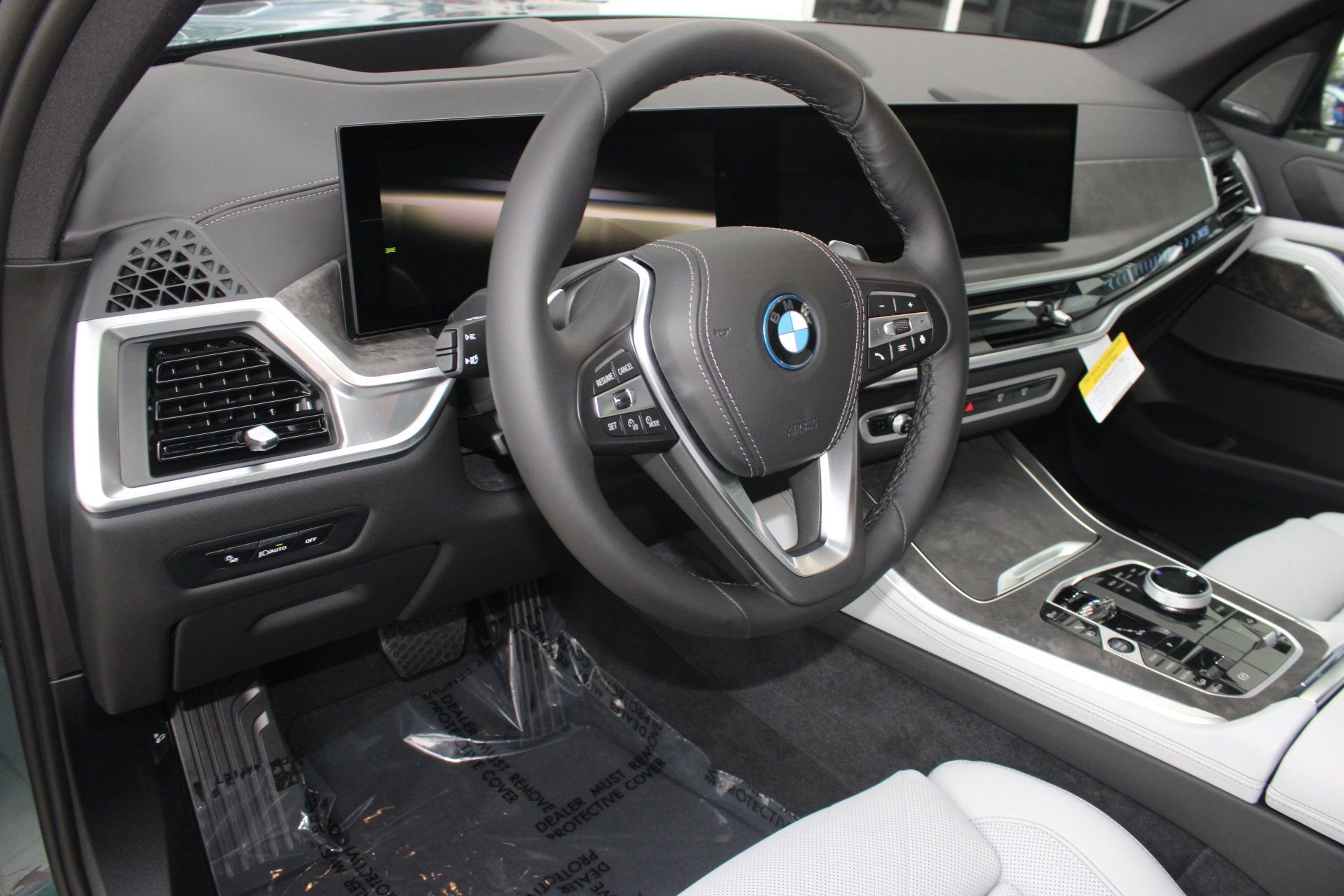 2026 Bmw X5 xDrive50e photo 4