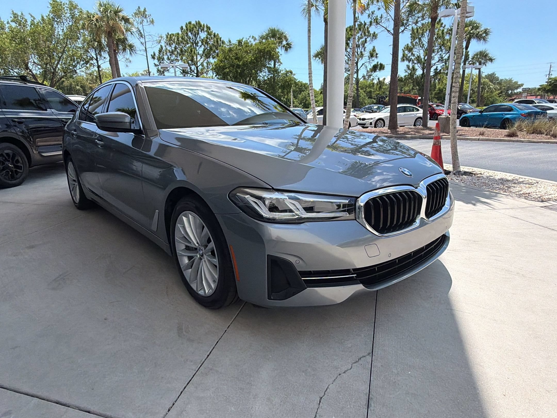530i Sedan