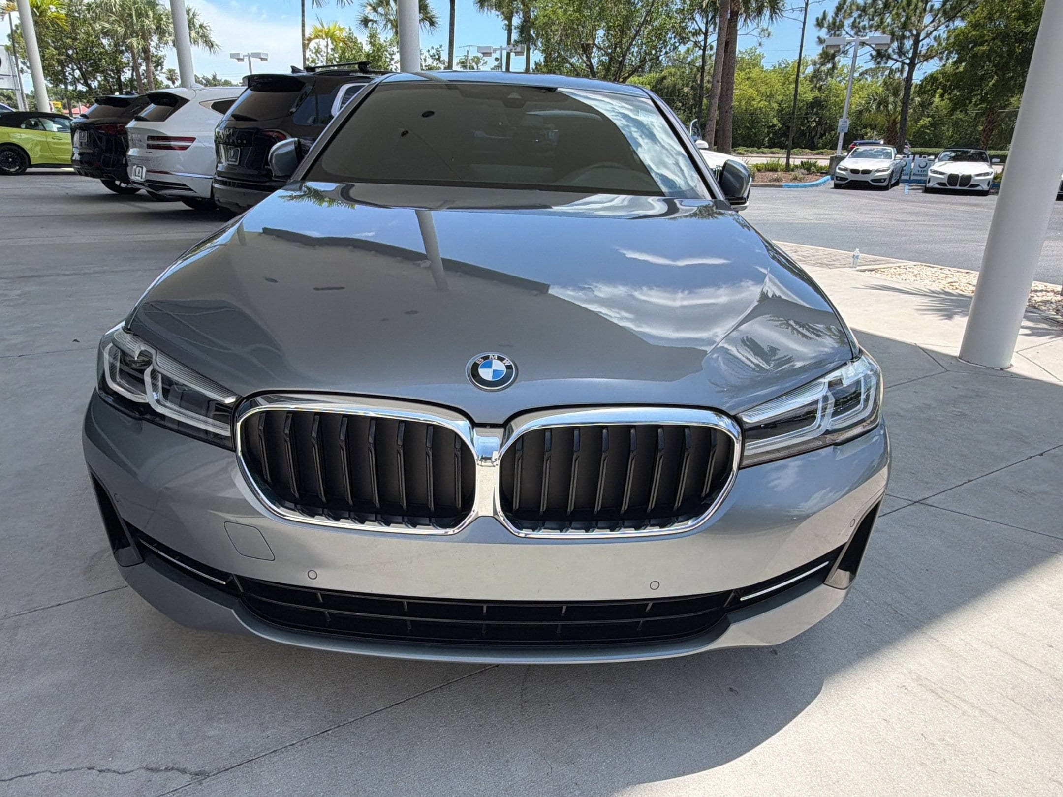 530i Sedan