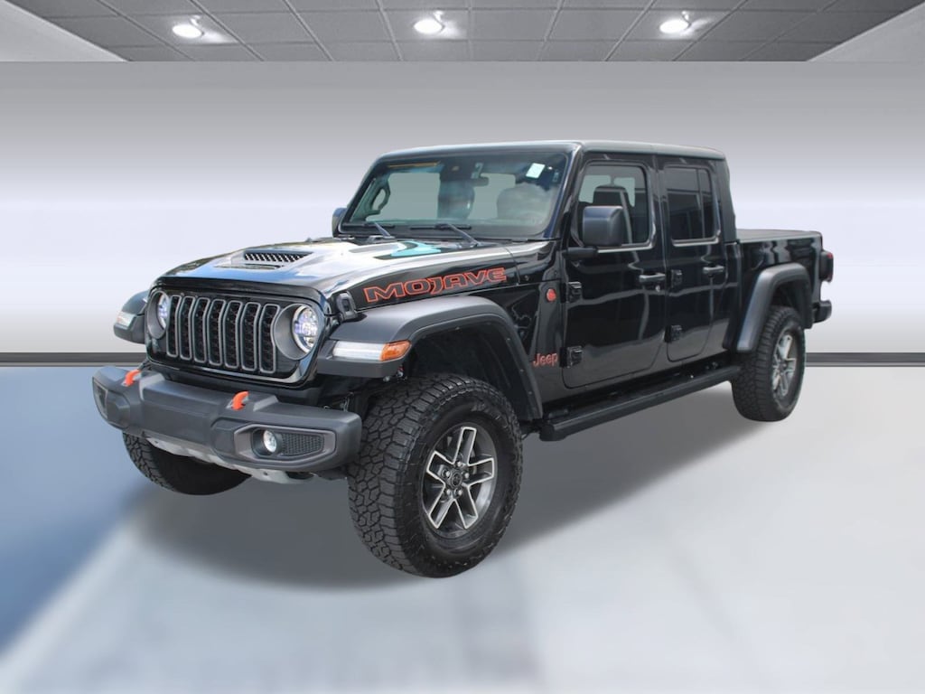 Used 2024 Jeep Gladiator Mojave Truck Crew Cab
