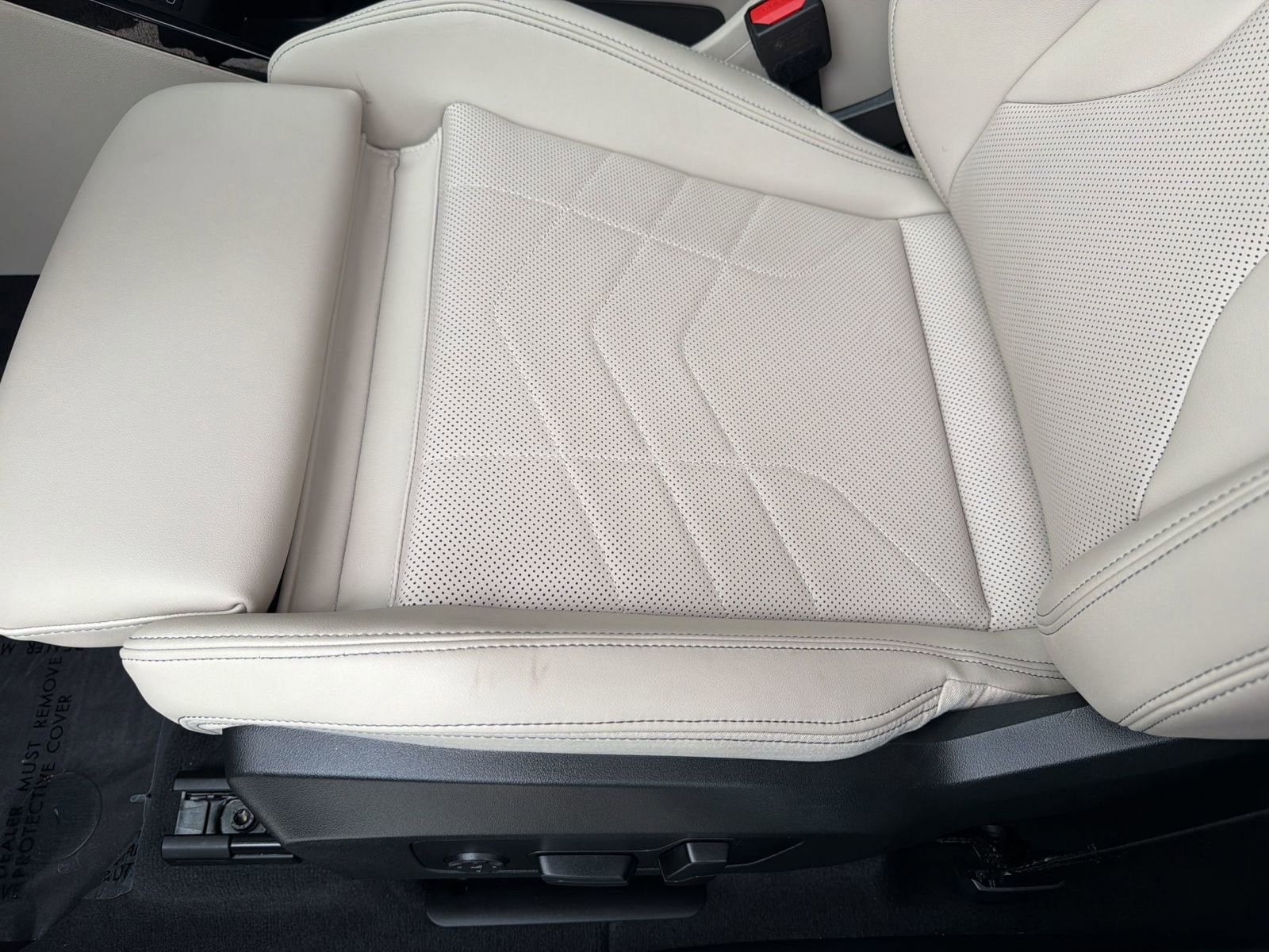 2025 BMW X1 28i - Photo 14