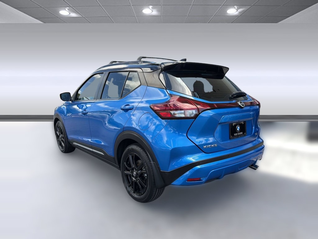 Used 2021 Nissan Kicks SR SUV