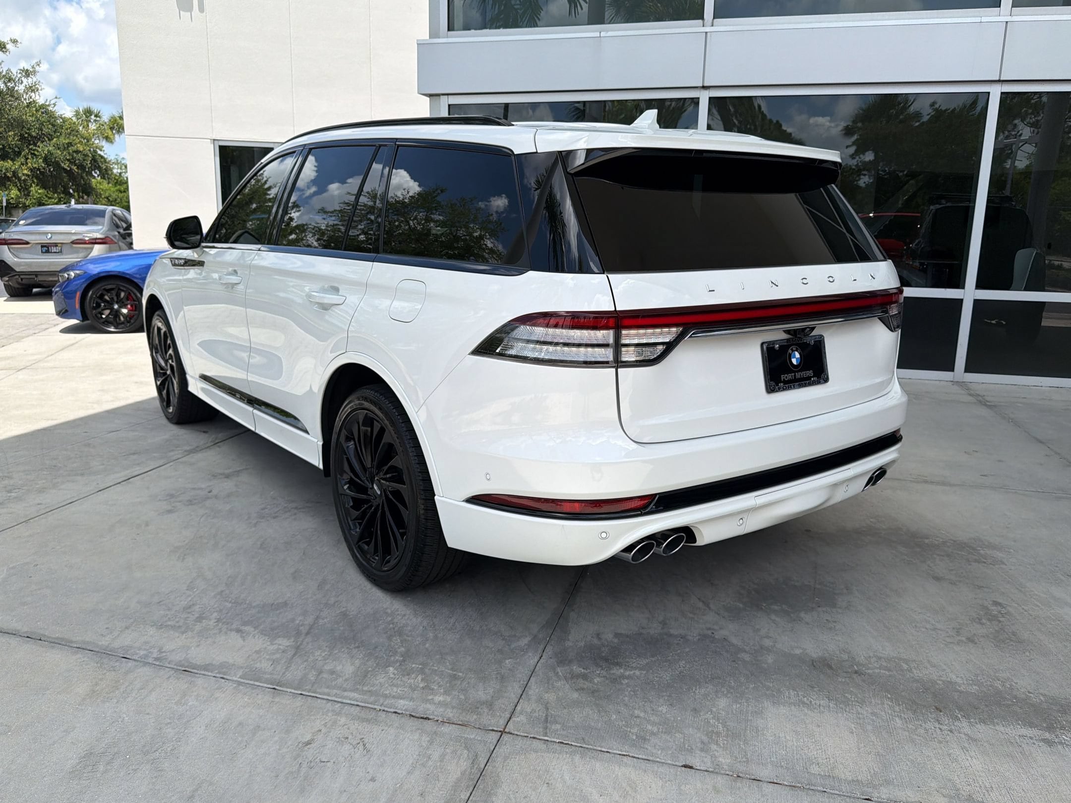 Aviator Reserve SUV