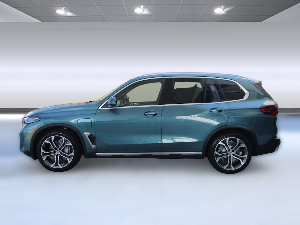 New 2026 BMW X5 PHEV xDrive50e SUV