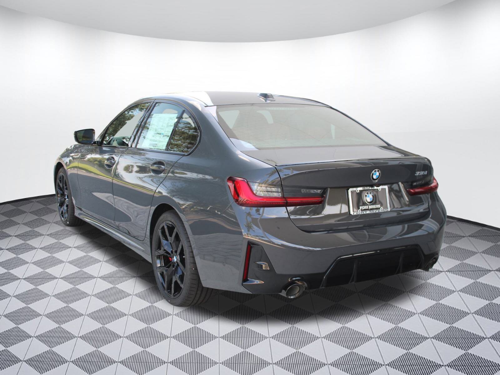 2025 Bmw 330i photo 3