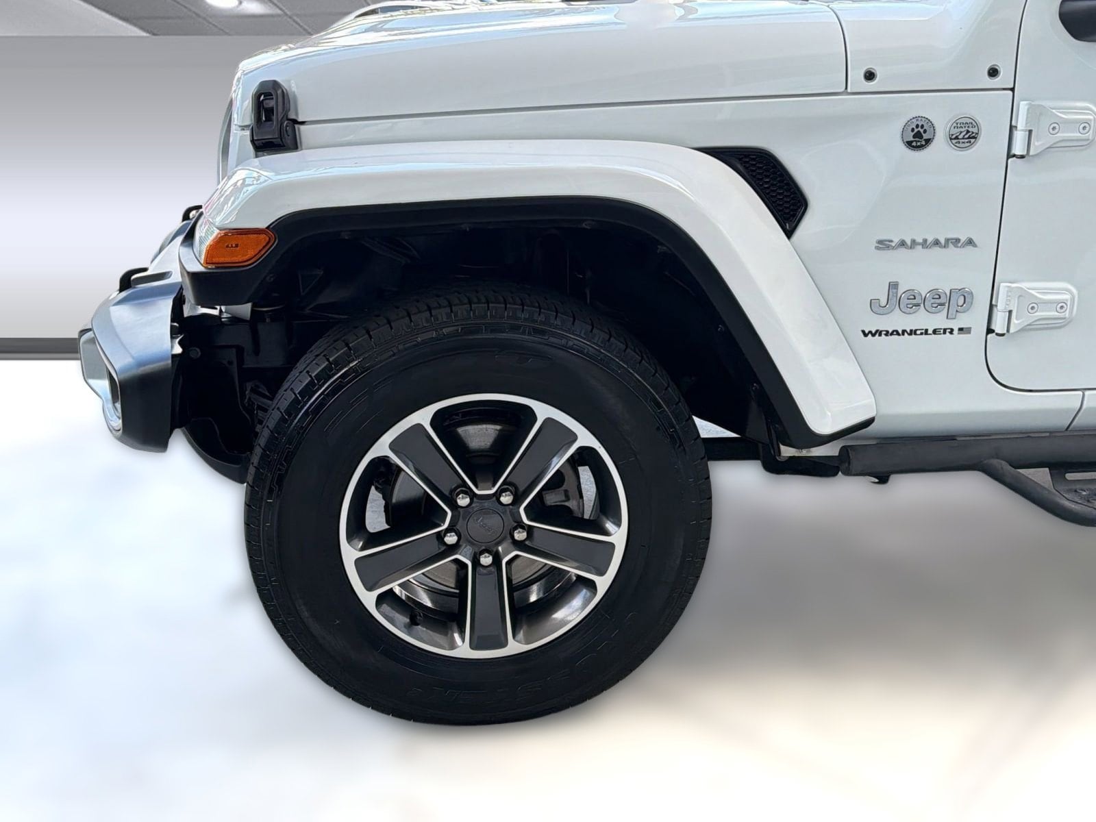 2023 Jeep Wrangler Sahara's photo