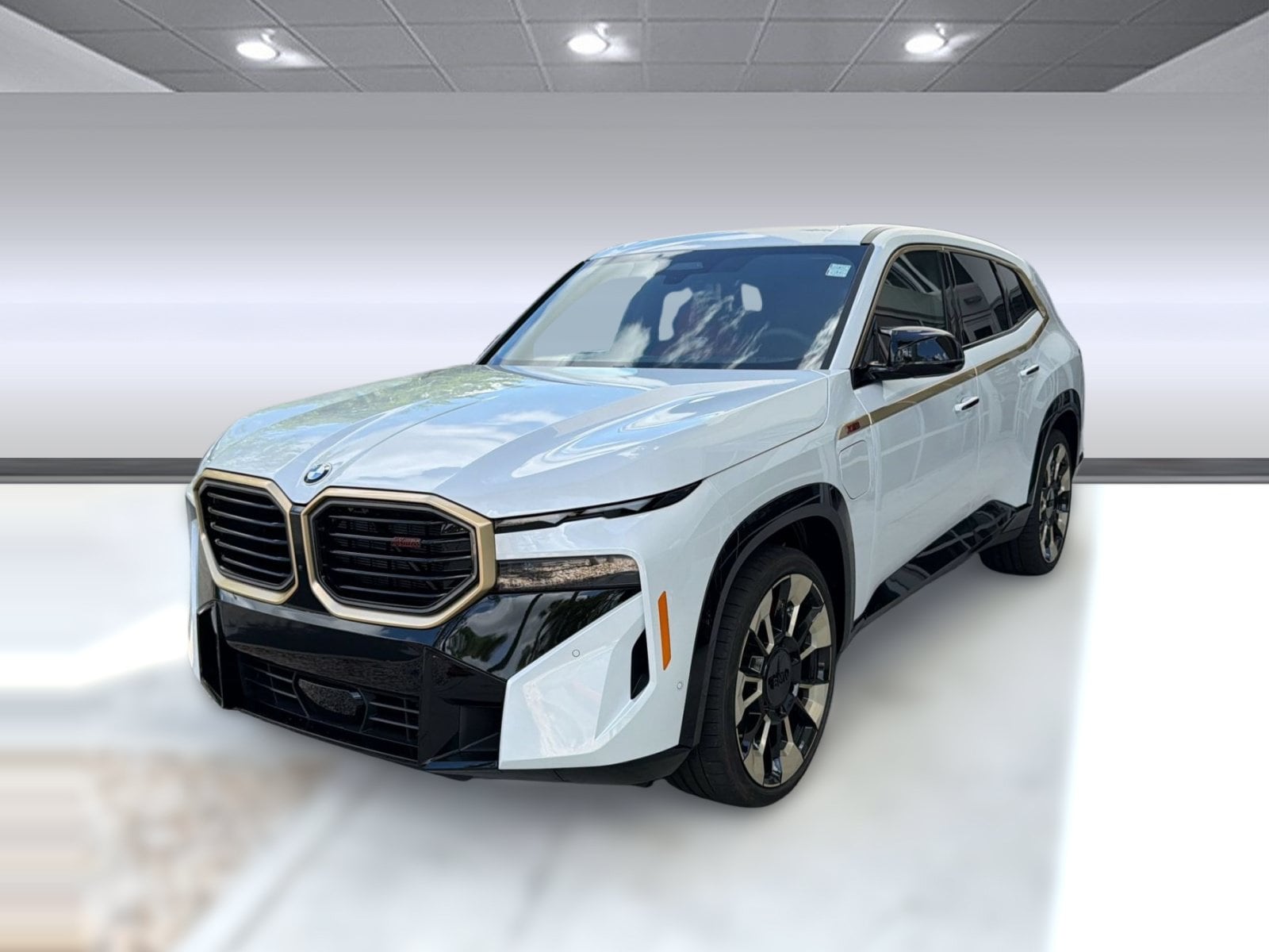 XM Label SUV