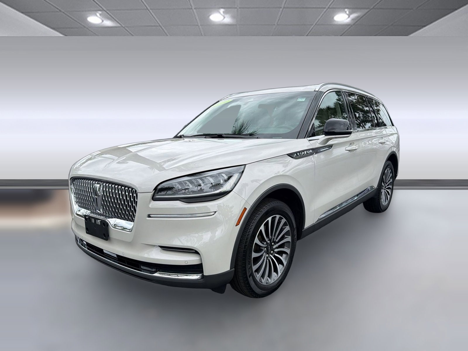 2022 Lincoln Aviator AWD's photo