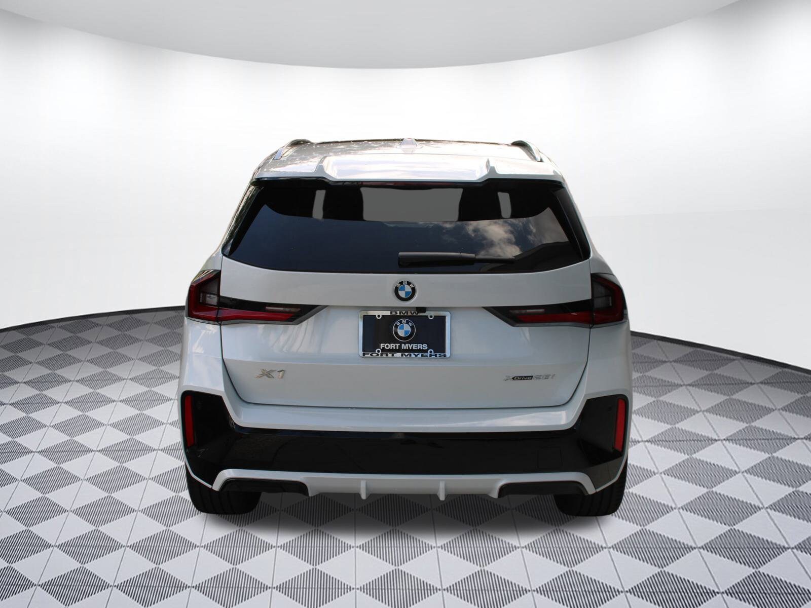 2025 Bmw X1 XDrive28i photo 4