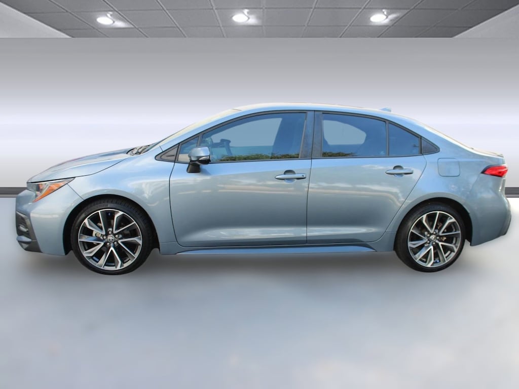 Used 2020 Toyota Corolla SE Sedan